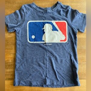 MLB Batterman Logo Tee. Boys size XS (5).
